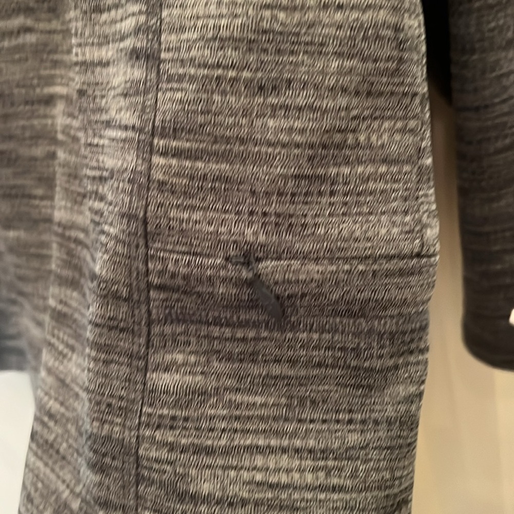 Ibkul quarter zip in gray heather. Like new!  Size XXL - Picture 3 of 4